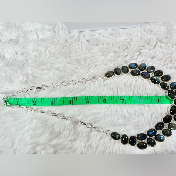 Labradorite 925 Large Gemstone Necklace & Earrings - Picture 4 of 6